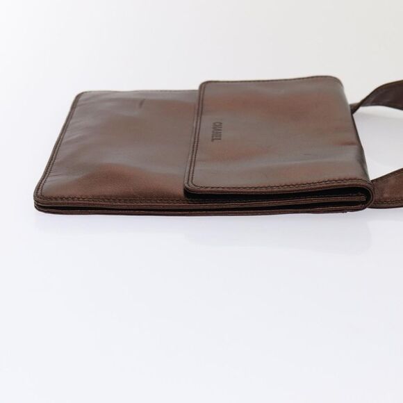 Pre Loved chanel Women Brown Shoulder Bags - Picture 4 of 8